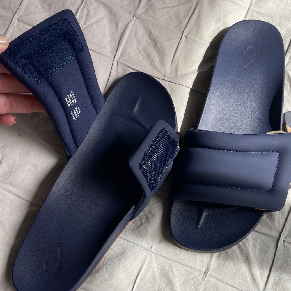 OluKai Sunbeam Navy Slide Sandals - Picture 5 of 5